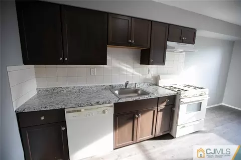 1416 Raspberry Ct, Edison, NJ 08817 photo 14