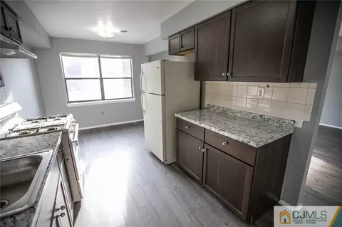 1416 Raspberry Ct, Edison, NJ 08817 photo 10