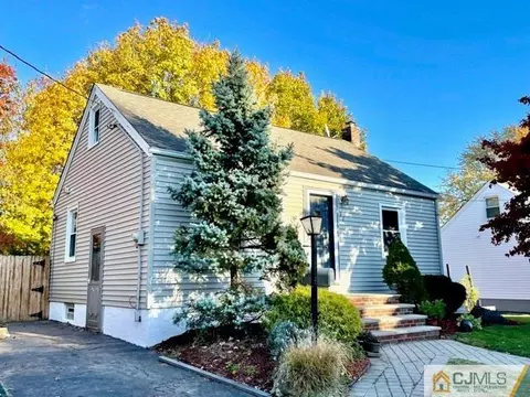32 Hanson Ave, Fords, NJ 08863 photo 1