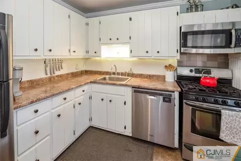 44 George Ave, Middlesex, NJ 08846 photo 8