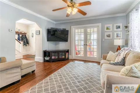 424 Main St, Middlesex, NJ 08846 photo 5