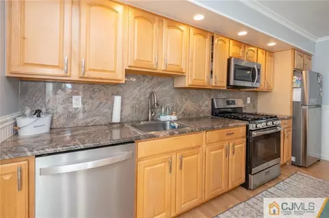 4 Taurus Ct, Edison, NJ 08820 photo 22
