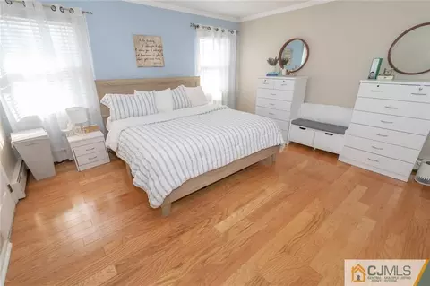 4 Taurus Ct, Edison, NJ 08820 photo 30