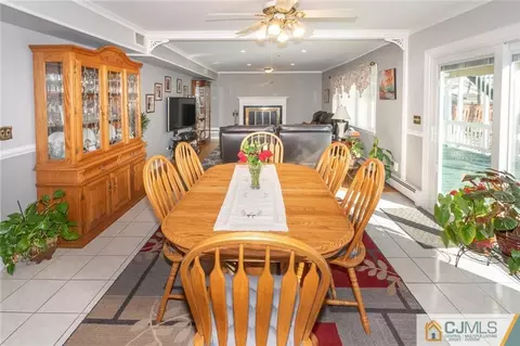 4 Taurus Ct, Edison, NJ 08820 photo 7