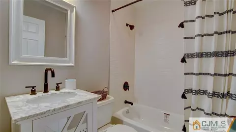45 Middlesex Rd, Matawan, NJ 07747 photo 21