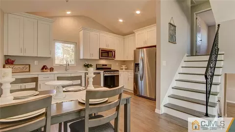 45 Middlesex Rd, Matawan, NJ 07747 photo 7