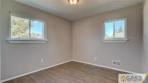 45 Middlesex Rd, Matawan, NJ 07747 photo 23