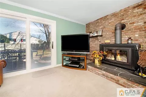 24 Princeton Dr, Middlesex, NJ 08846 photo 22