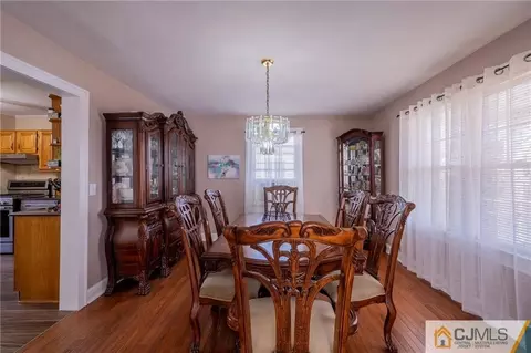 437 Runyon Ave, Middlesex, NJ 08846 photo 11