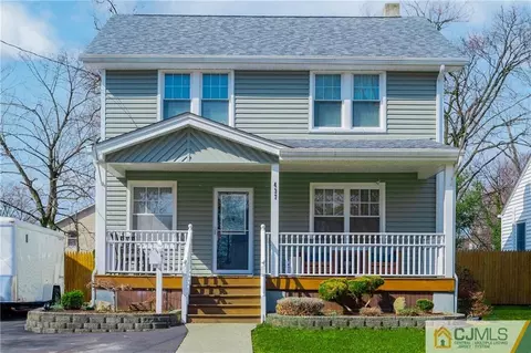 437 Runyon Ave, Middlesex, NJ 08846 photo 1