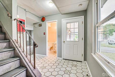 46 Roxy Ave, Edison, NJ 08820 photo 6