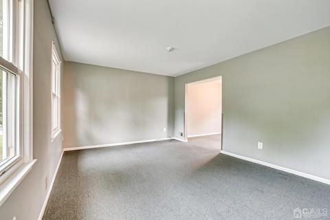 46 Roxy Ave, Edison, NJ 08820 photo 7