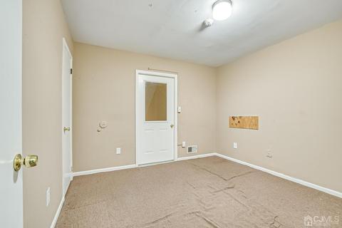 46 Roxy Ave, Edison, NJ 08820 photo 22