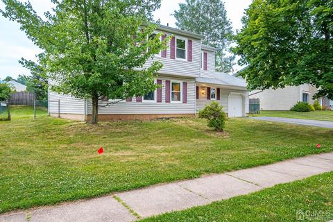 46 Roxy Ave, Edison, NJ 08820 photo 3