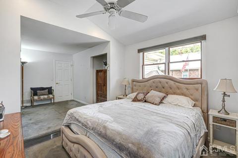 562 W Pershing Ave, Middlesex, NJ 08846 photo 13