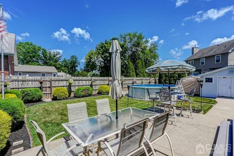 562 W Pershing Ave, Middlesex, NJ 08846 photo 25