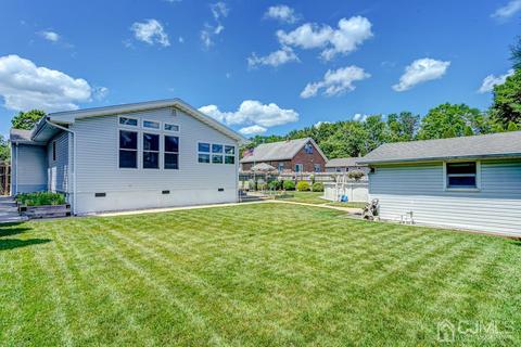 562 W Pershing Ave, Middlesex, NJ 08846 photo 29