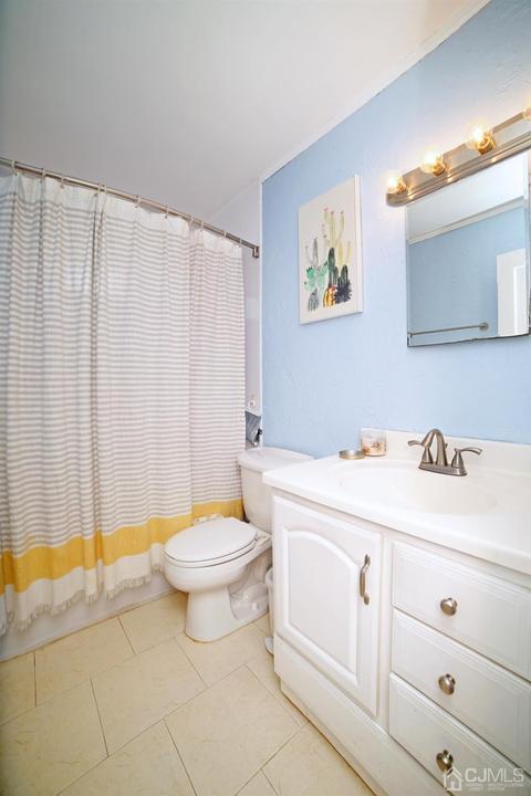 224 Greene Ave, Middlesex, NJ 08846 photo 12