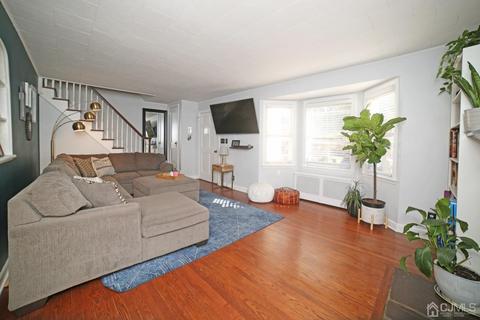 224 Greene Ave, Middlesex, NJ 08846 photo 4