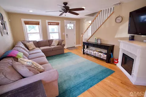 8 John St, Helmetta, NJ 08828 photo 3