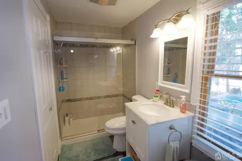 8 John St, Helmetta, NJ 08828 photo 10