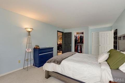 910 Meadow Ct, Helmetta, NJ 08828 photo 15
