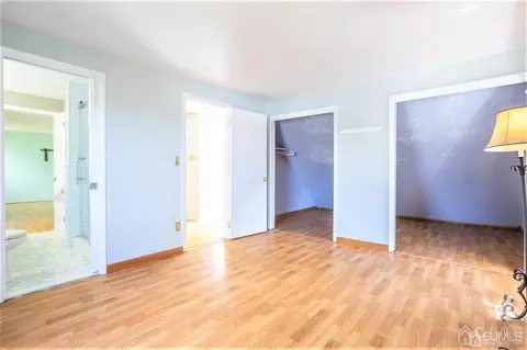 93 N Third St NE, Edison, NJ 08837 photo 23