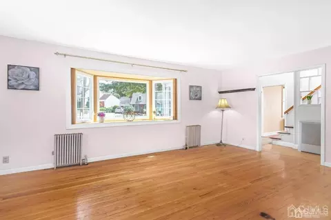 93 N Third St NE, Edison, NJ 08837 photo 6