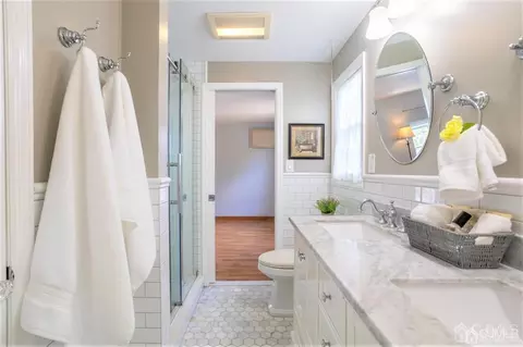 93 N Third St NE, Edison, NJ 08837 photo 20