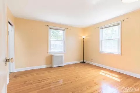 93 N Third St NE, Edison, NJ 08837 photo 16