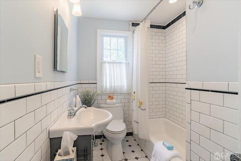 93 N Third St, Edison, NJ 08837 photo 12