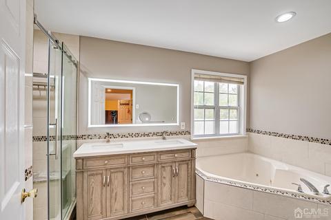 65 Calvert Ave E, Edison, NJ 08820 photo 35
