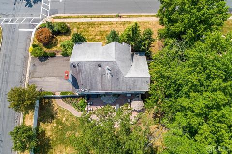65 Calvert Ave E, Edison, NJ 08820 photo 64
