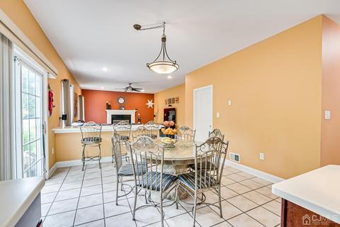 65 Calvert Ave E, Edison, NJ 08820 photo 18