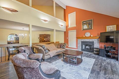67 Westgate Dr, Edison, NJ 08820 photo 5