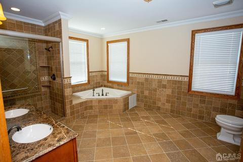 40 Coyle St, Parlin, NJ 08859 photo 39