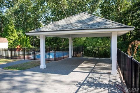 40 Coyle St, Parlin, NJ 08859 photo 6