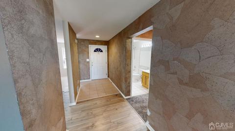 2203 Timber Ridge Ct, Parlin, NJ 08859 photo 4