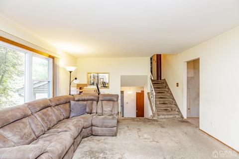38 Marlin Ave E, Edison, NJ 08820 photo 6