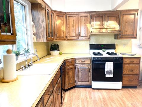65 Third St, Edison, NJ 08837 photo 12