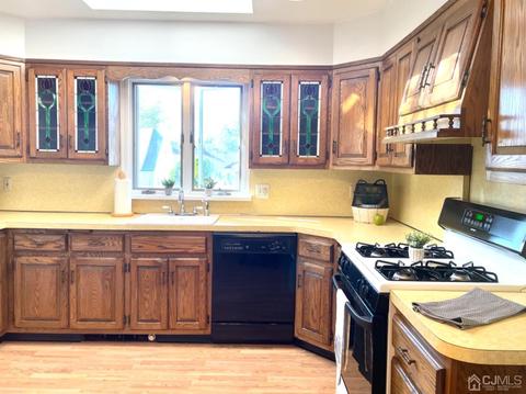 65 Third St, Edison, NJ 08837 photo 15