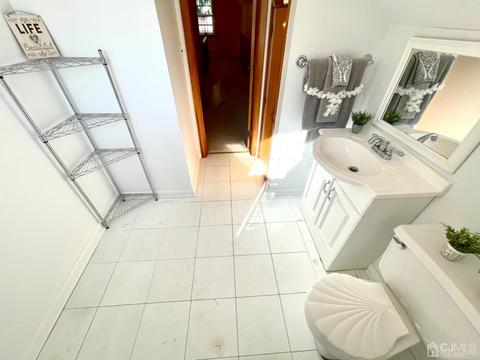 65 Third St, Edison, NJ 08837 photo 33