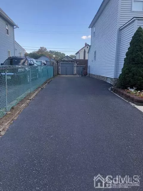 34 John St, Helmetta, NJ 08828 photo 2