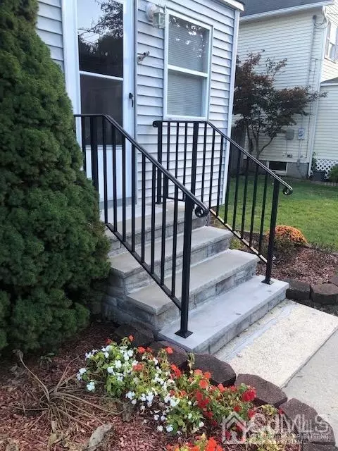 34 John St, Helmetta, NJ 08828 photo 5