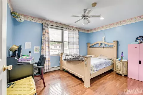 2 Lyons Ln, Edison, NJ 08820 photo 17