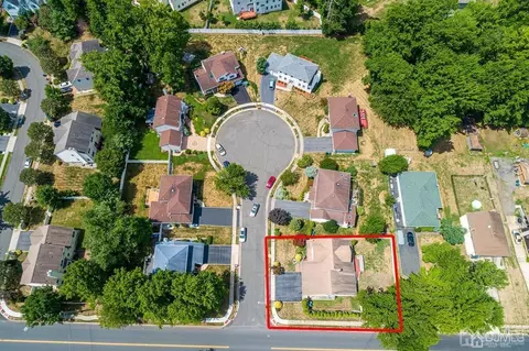 2 Lyons Ln, Edison, NJ 08820 photo 2