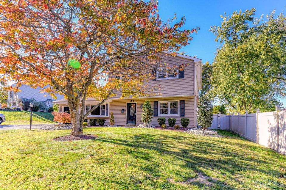 162 Bethany Rd, Hazlet, NJ 07730 41 Photos Movoto