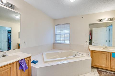 27 Edinburgh St, Edison, NJ 08820 photo 18