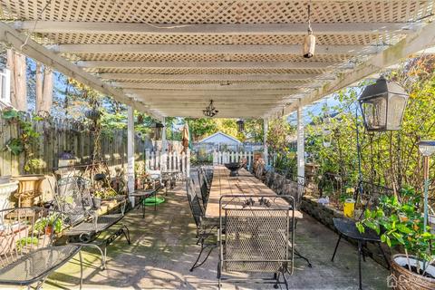 2 Mohawk Ave, Middlesex, NJ 08846 photo 21