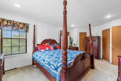 301 Maplecrest Rd, Edison, NJ 08820 photo 15